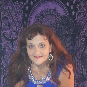 Meet your Posher, Cyndi